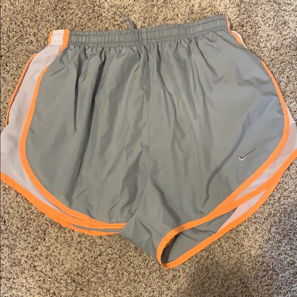 Nike tempo track shorts